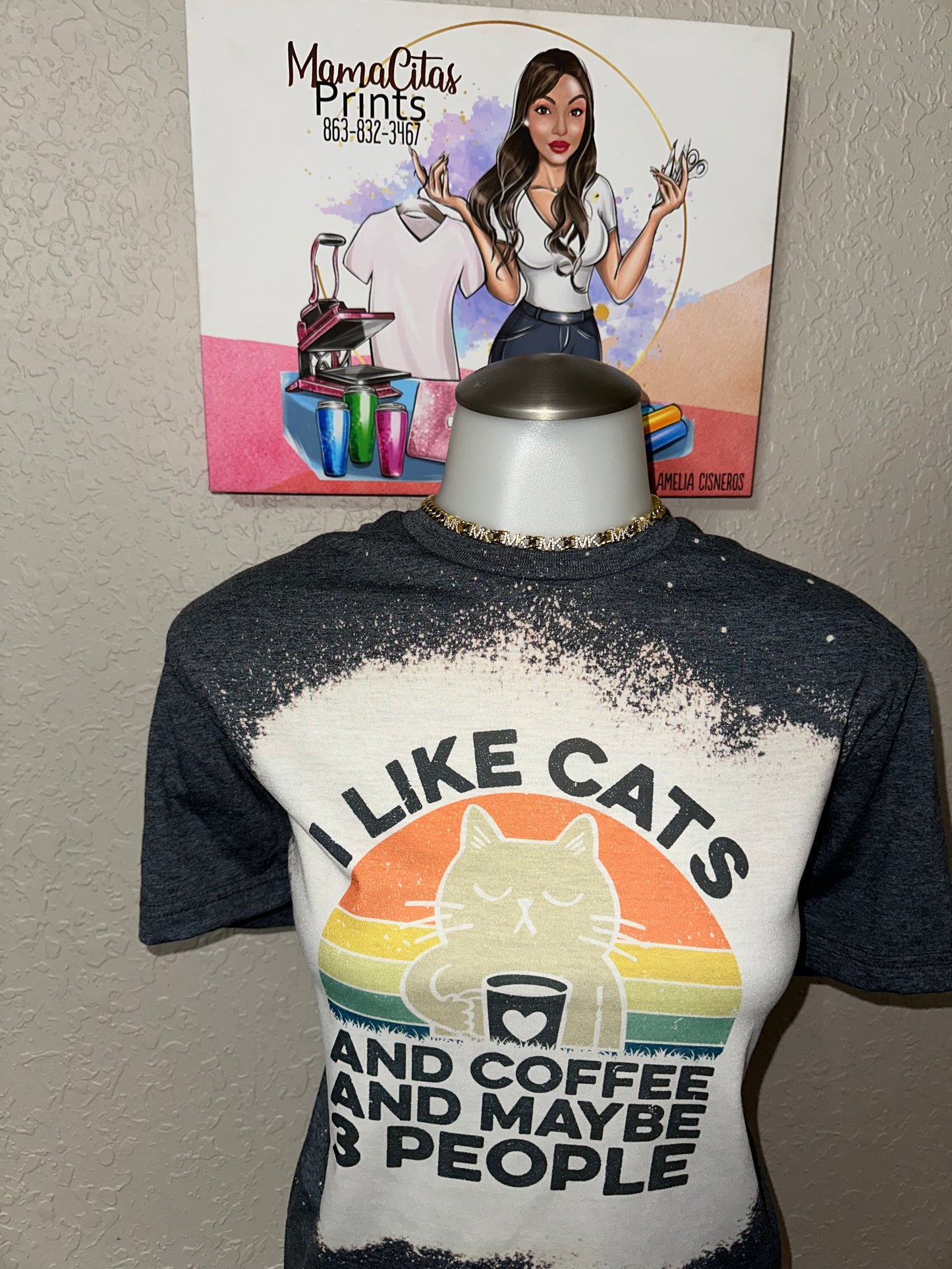 I like CATS 🐈⬛ COFFEE ☕️ and maybe 3 PEOPLE sublimation tee