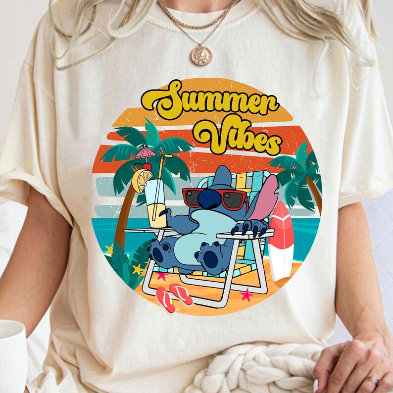 STITCH SUMMER VIBES GRAPHIC TEE