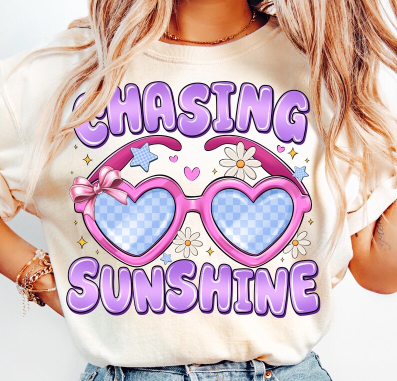 CHASING SUNSHINE GRAPHIC TEE