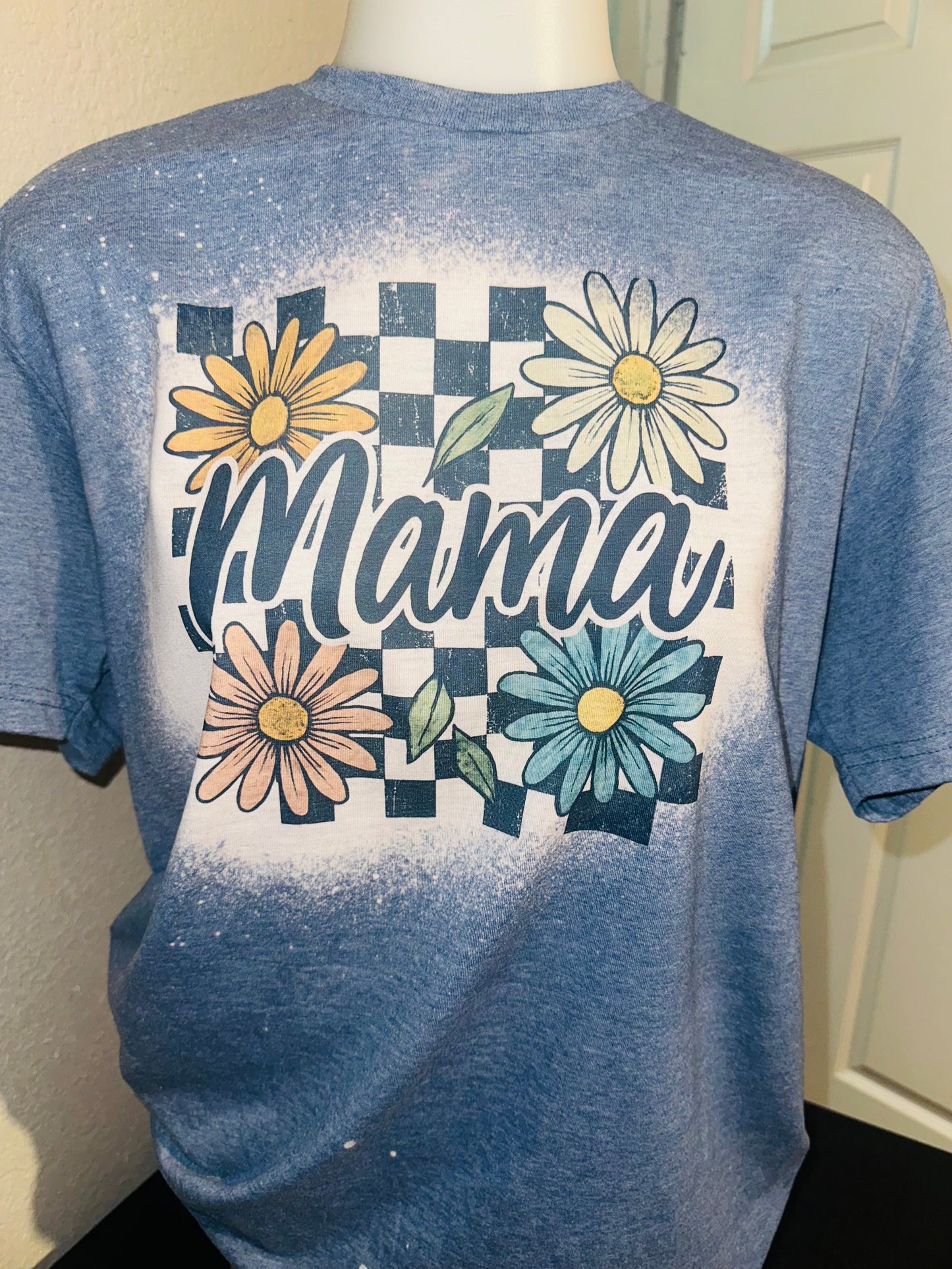 Mama feat. Daisy flowers