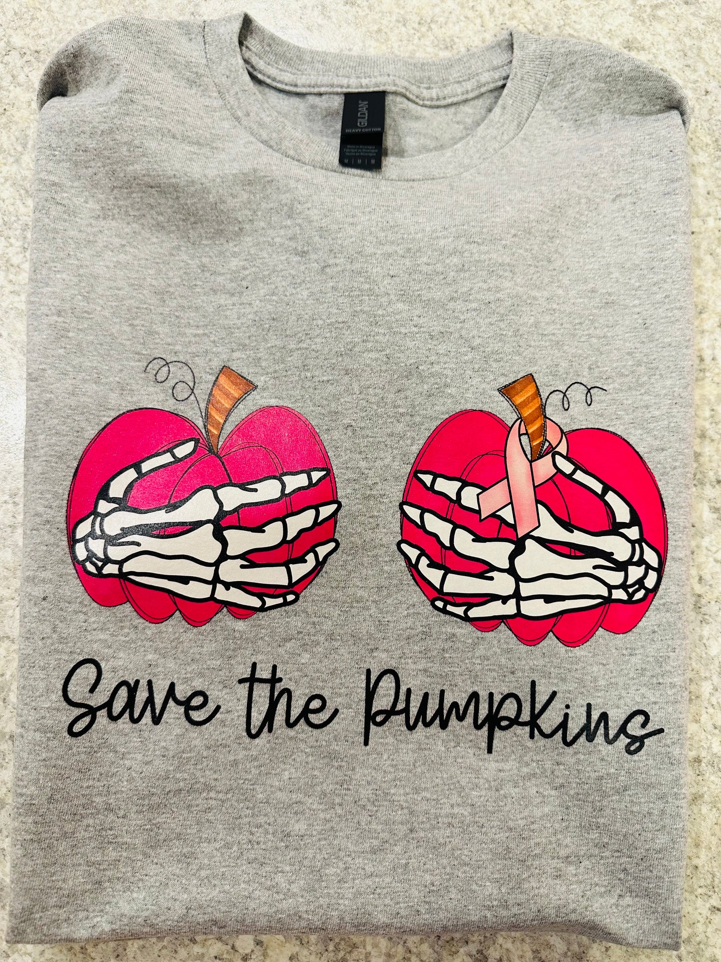 Save the pumpkins graphic tee