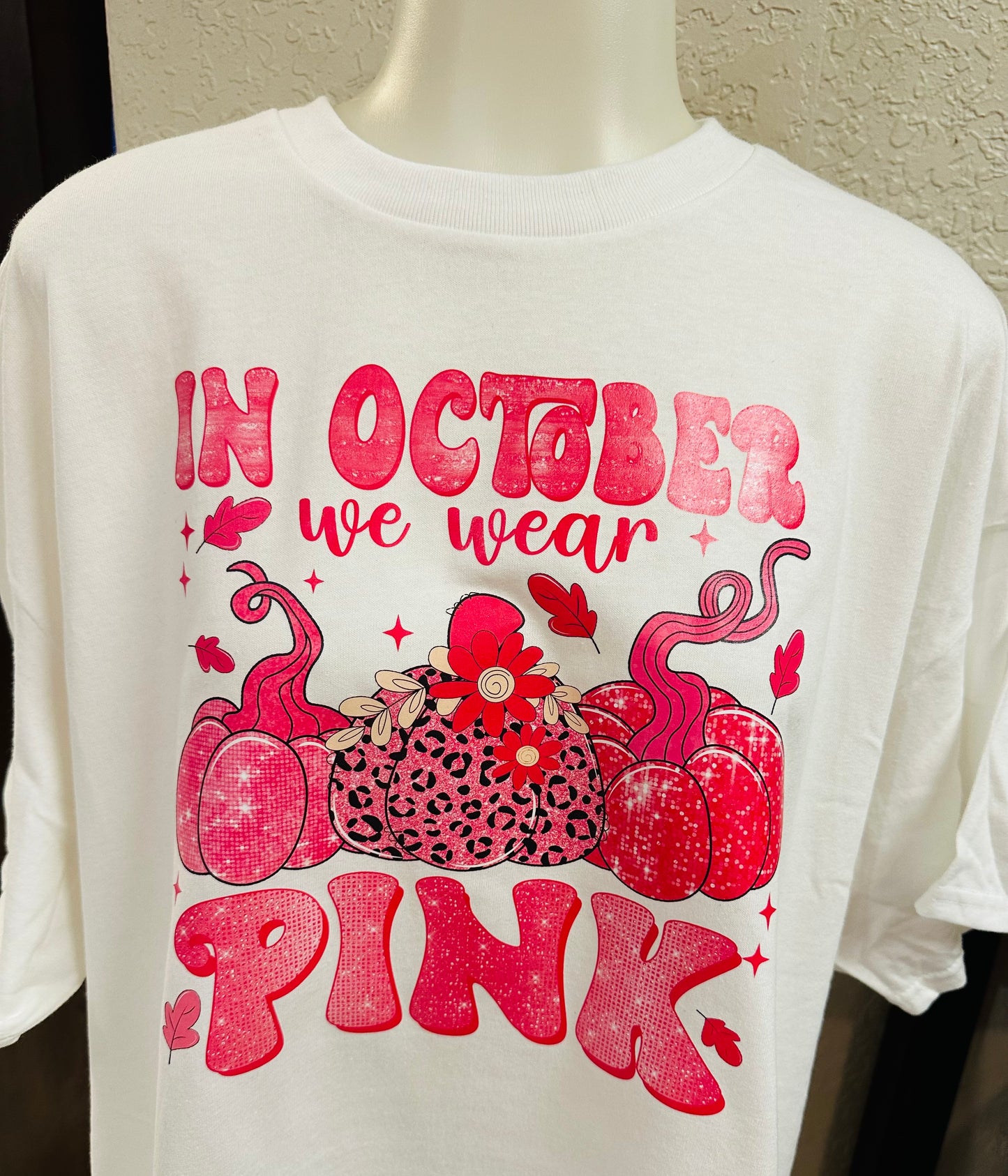 pumpkins breast cancer graphic tee