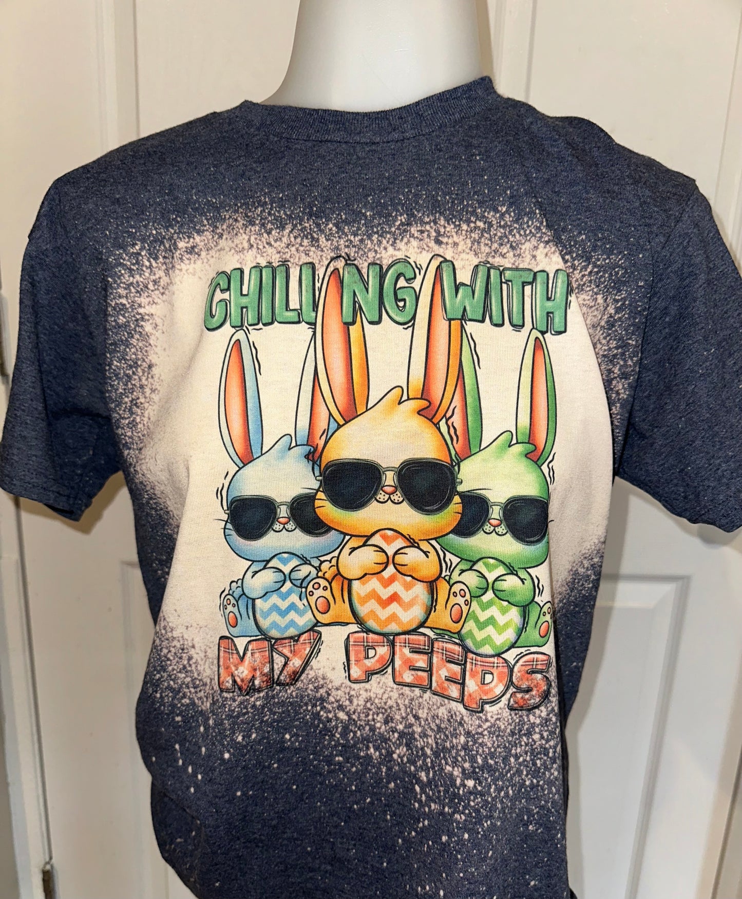 Chillin with my peeps YOUTH TEE