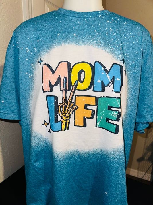 Mom life ✌️