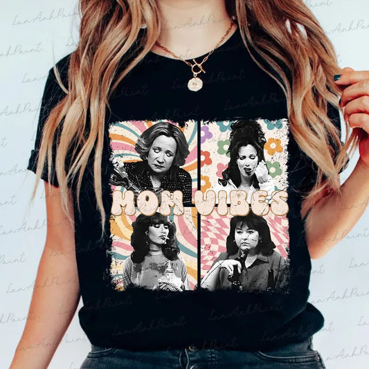MOM VIBES OG'S graphic tee